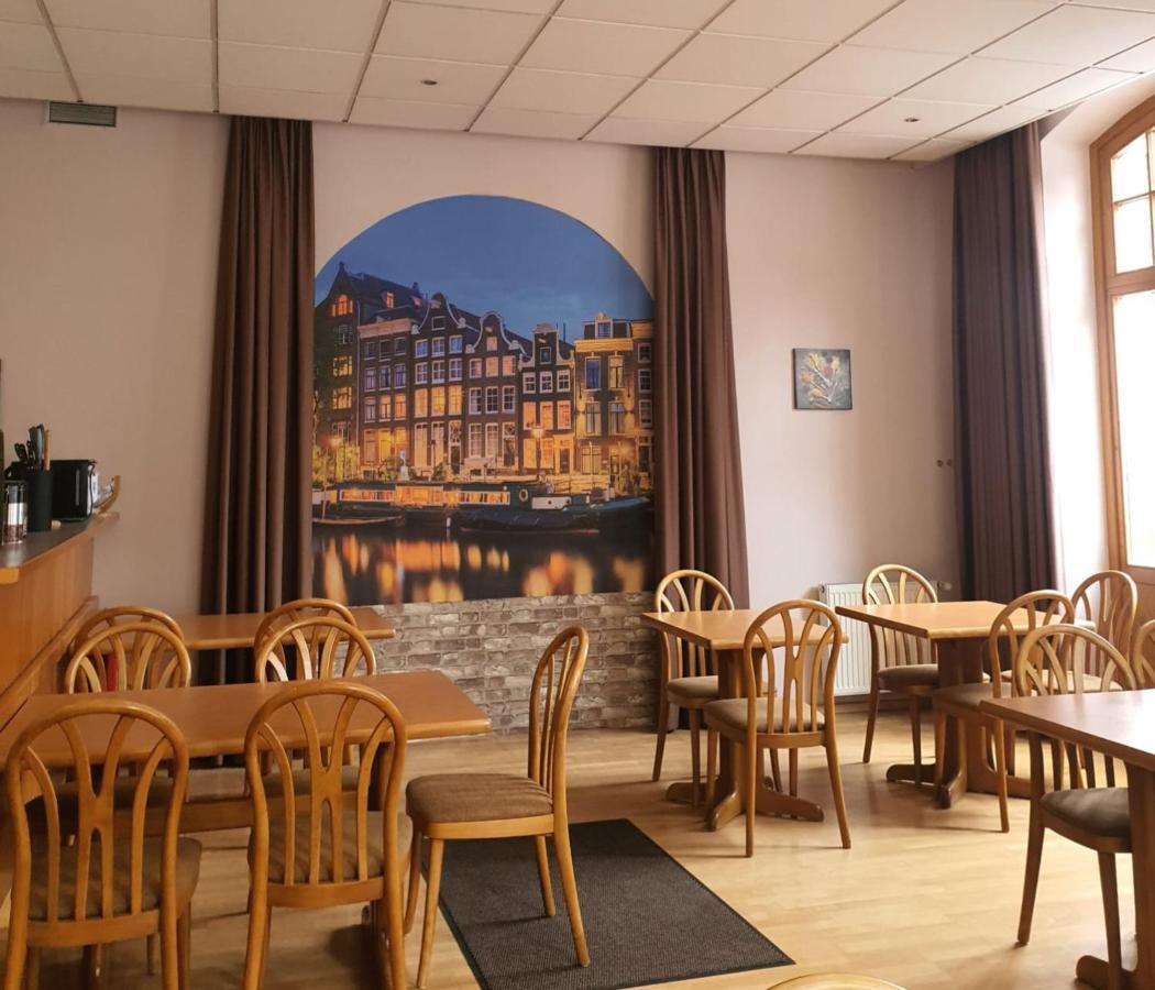 Gasthaus Pension Doerenkrug - Restaurant Augustdorf ภายนอก รูปภาพ