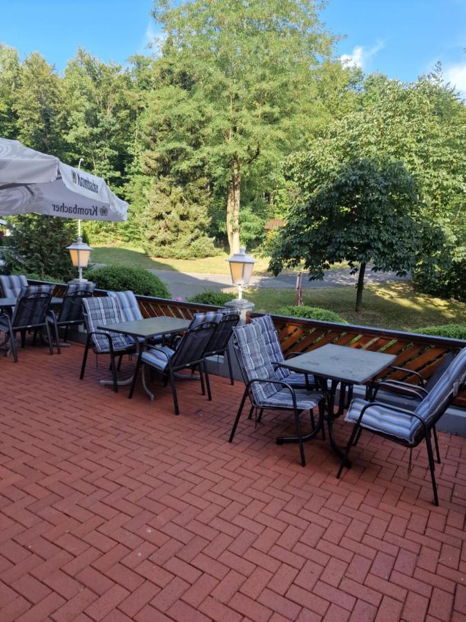 Gasthaus Pension Doerenkrug - Restaurant Augustdorf ภายนอก รูปภาพ